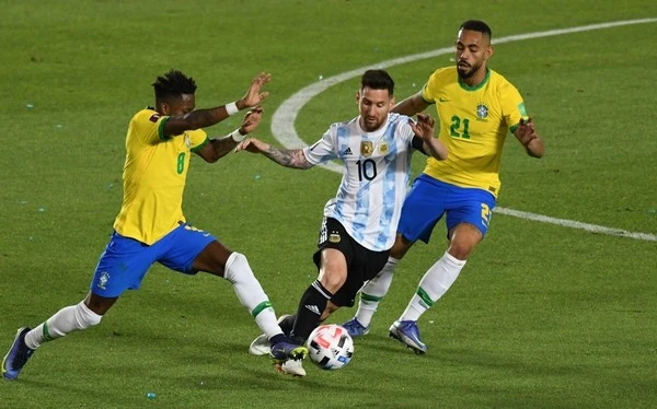 prediction brazil vs argentina 221123